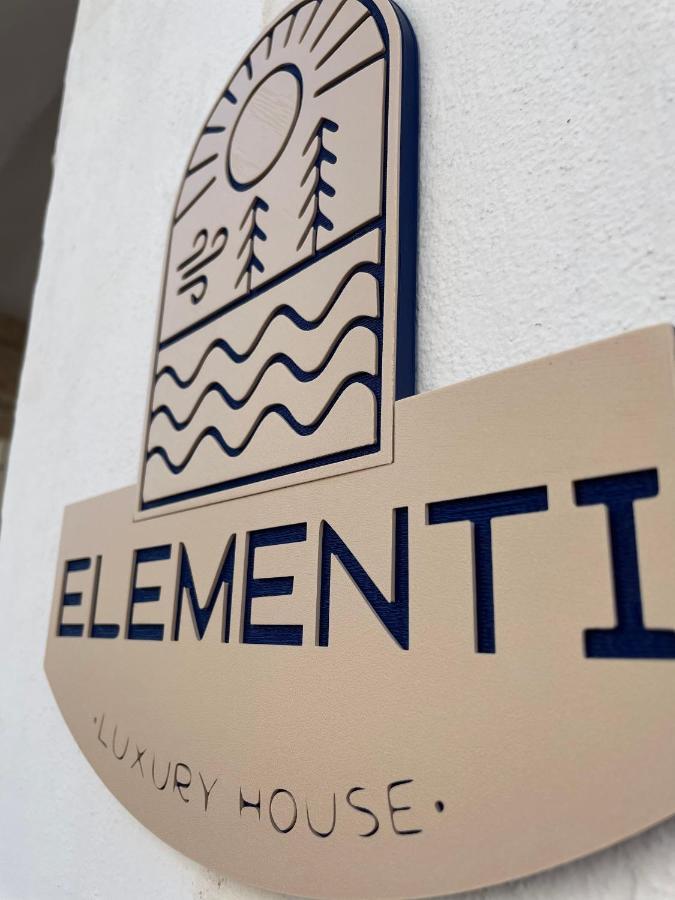 Elementi Luxury House Βίλα Οτράντο Εξωτερικό φωτογραφία